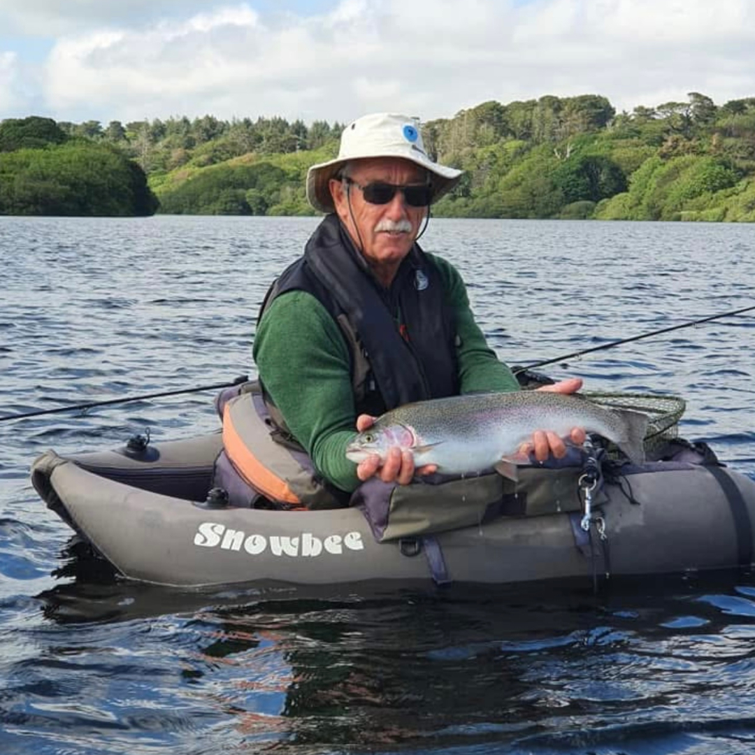 Float tubing on the reservoir